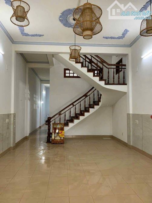 Cho nhà nguyên căn mặt tiền Ama Khê, Tự An, Đắk Lắk