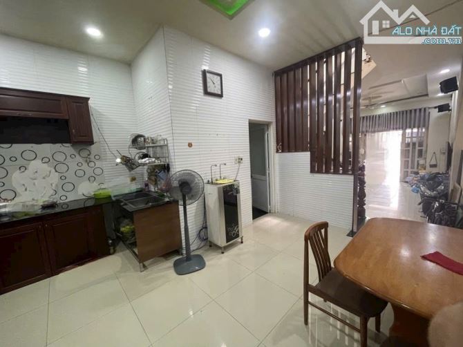 MẶT TIỀ.N NỘI BỘ LIỀN HƯƠN.G LỘ 2 - NGÃ TƯ 4 XÃ - KINH DOAN.H - ( 4.5X18M )