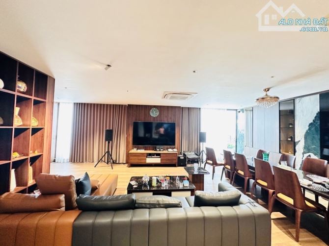 MẶT PHỐ NGHI TÀM - LÔ GÓC 8 TẦNG có HẦM, KINH DOANH ĐỈNH CAO