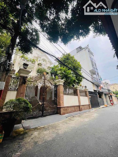 Bán nhà HXH đường Yên Thế, P2, Tân Bình. DT: 14m x 14m, dt 160,9 m2 giá hơn 148 tr/m2