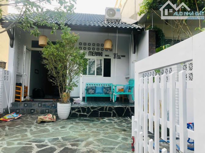 SIÊU RẺ VỐN Homestay Dòng Tiền Mạnh View Hồ giá rẻ