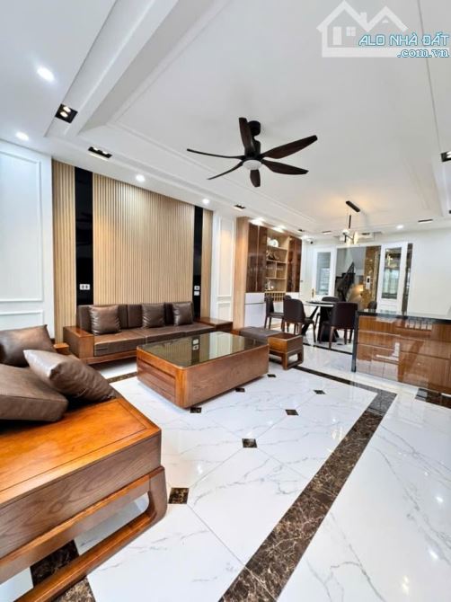 Bán nhà Nguyễn Văn Lộc Mỗ Lao, Plo vỉa hè, Kinh doanh, 84m2*5T mặt tiền 5m, giá 24 tỷ