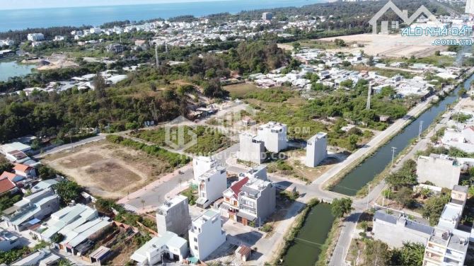 Bán đất mặt tiền Nguyễn Phúc Tần (20m) KĐT Chí Linh, Phường 10 - Dt 5.4x19m (98m2), 10.5tỷ