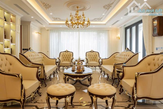 CỰC Hiếm.Nhà BT4 BT5 khu Nguyễn Hữu Thọ, Linh Đàm view hồ Linh Đàm 300m2 chỉ 8x tỷ.