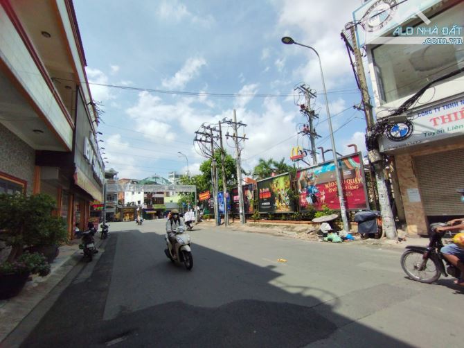 Có 1 0 2! Đất nền có nhà MT ĐS 10 cổng phố ẩm thực Q.6 (5.6x14m~76m2) Xây 5T - chỉ 12.5 TỶ