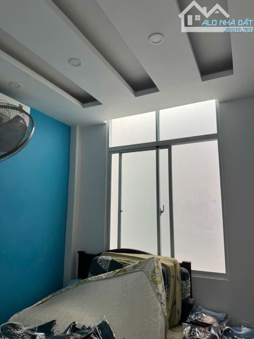 Bán Gấp,Nhà 3 Tầng, Phú Thọ Hoà, DT 4.1 x 8, Gần mặt Tiền , Giá 4.4 Tỷ TL