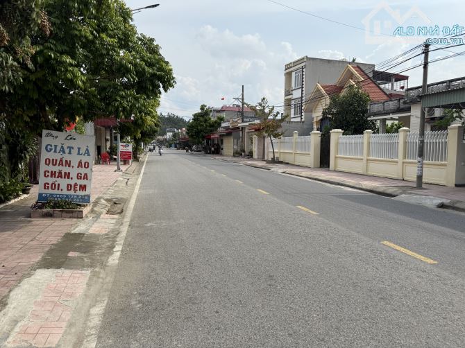 Bán lô đất mặt đường 405 Hữu Bằng, Kiến Thụy, Hải Phòng. - Đất nằm gần ngã tư Tam Kiệt