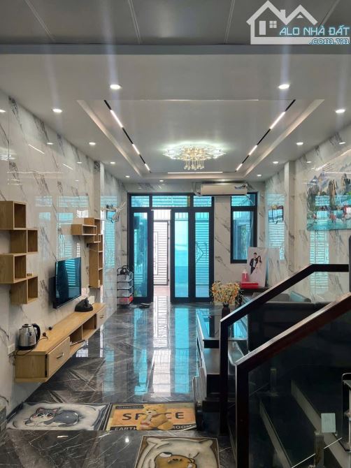 Bán Nhà Khu Phân Lô Học Viện Cảnh Sát Ô tô tránh Kinh Doanh 50m 5tầng giá 12tỷ