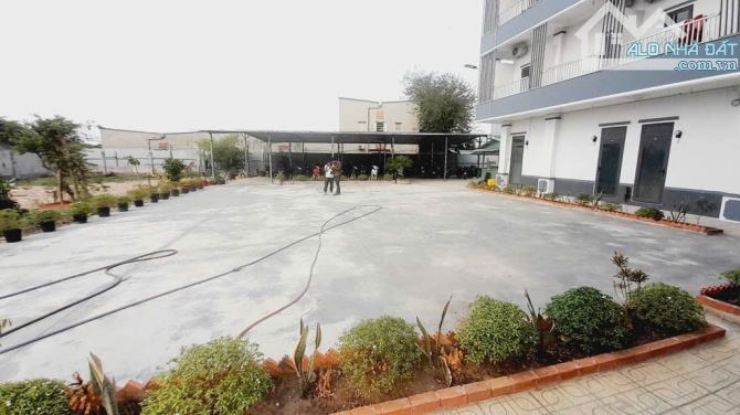 TOÀ NHÀ 4 TẦNG CHDV - VIEW SÔNG - THU 250TR/THÁNG - DT 3470M² - VÕ VĂN HÁT, LONG TRƯỜNG