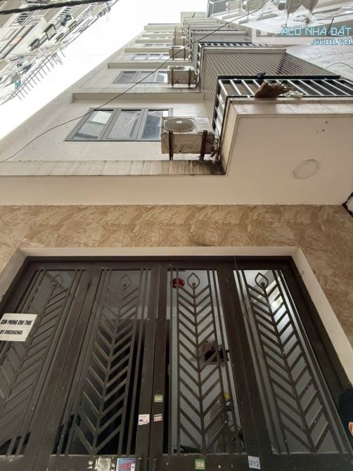 BÁN CCMN TRIỀU KHÚC 60M2 8 TẦNG MT 4,5M - 12 PHÒNG CHO THUÊ 60 TRIỆU/THÁNG - GIÁ 11,7 TỶ