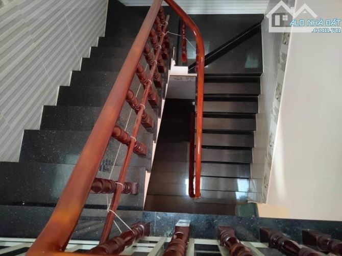 Nhà 3 tầng đường HIỆP THÀNH 17 phường HT Q12 dt 170m2 (4,4m/4,85mx25,2m/35m) Hẻm Ôtô thông - 10