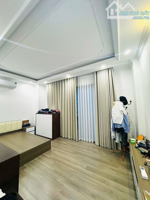 Bán nhà Hồng Mai 50m2, 5T thang máy, mt 4.8m lô góc, mặt ngõ, 30m ra phố. Giá 16.8 tỷ