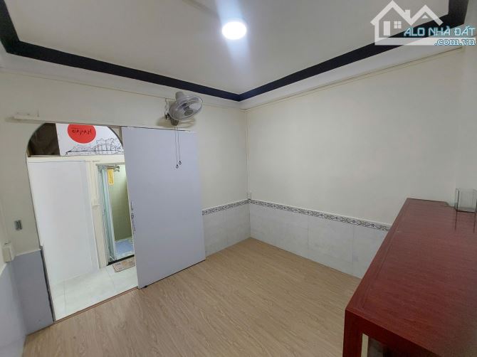 Chính chủ cần bán căn hộ chung cư tầng trệt Nơ Trang Long - 11