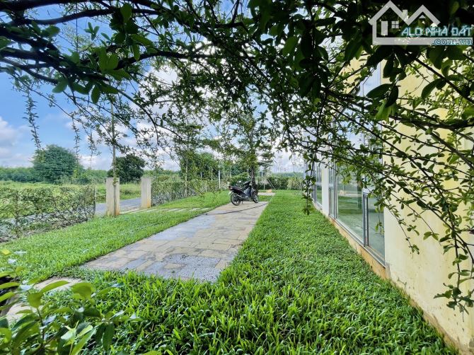 BÁN 420m2 ĐẤT THỔ CƯ TẶNG NHÀ VƯỜN 2MT ĐƯỜNG LONG MỸ- ĐẤT ĐỎ-TPHCM GIÁ SIÊU TỐT CHỈ 4 TỶ - 1