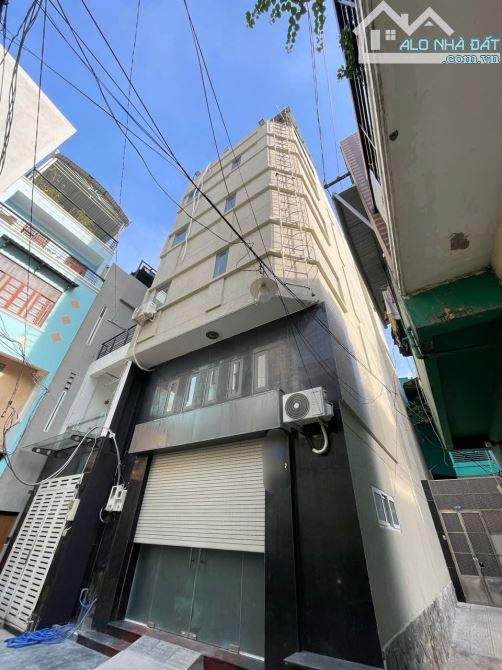 GẦN NGÃ TƯ HÀNG XANH - CHDV 15 phòng - dt 115tr/ tháng -90m2(6x18) - 6 tầng - full nội - 1
