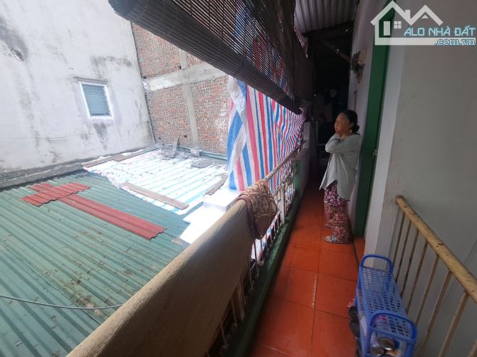 TAM TRINH , 53M2 , MẶT TIỀN 4,5M, 3 GÁC ĐỖ CỬA , TƯƠNG LAI RA SÁT PHỐ , 8,1 TỶ - 1