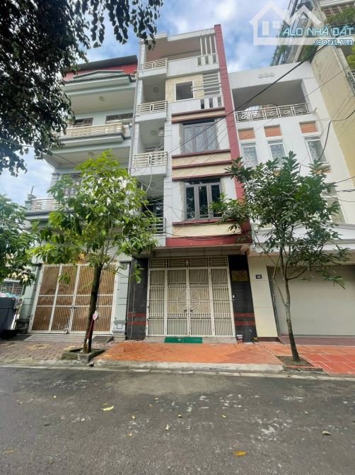 Bán căn 5 tầng x 75m mặt 254 Văn Cao. Đang có hđ thuê. Giá 8.5 tỷ - 1