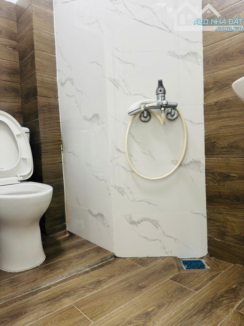 Bán khách sạn đang kinh doanh tại p5 Đà Lạt - 1