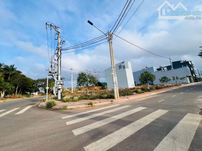 LÔ GÓC 2 MẶT TIỀN NGUYỄN HỮU THỌ NỐI DÀI, KHU ĐẤU GIÁ MỚI LÊ VỤ PHƯỜNG TÂN LẬP - 1