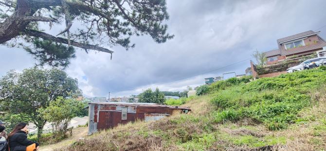 ĐẤT SÁT KHU BIỆT THỰ ĐỒI HUY HOÀNG 1800M2 CHỈ 23 TỶ - 1
