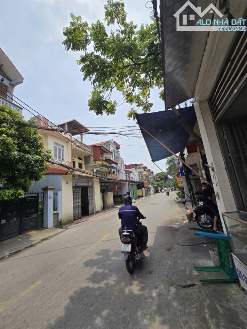 Cần bán nhanh nhà 3 tầng đường Hồ Ngọc Lân phường Kinh Bắc - 1