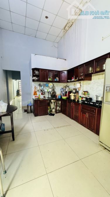 BÁN NHÀ ĐƯỜNG TÂN THỚI NHẤT, 196M2, 7X28, 10.5 TỶ - 1