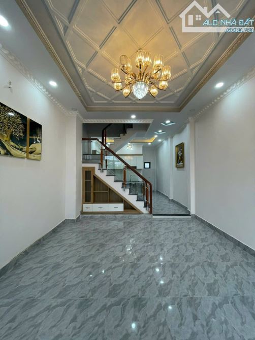 Bán nhà sổ hồng riêng, vay bank, 1 trệt, 2 lầu, 4 phòng ngủ - 1