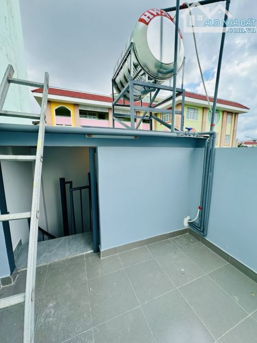 1/ NHÀ NHỎ QUẬN 6 - SỔ HỒNG RIÊNG - 2PN - CÁCH 1 CĂN RA MT LÒ GỐM - 1,68 TỶ - 1