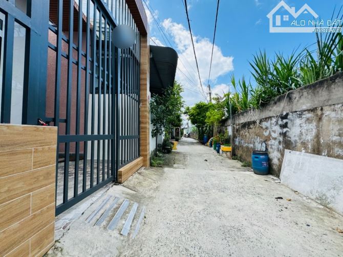 BÁN NHÀ HUỲNH THỊ HAI GẦN BỆNH VIỆN QUẬN 12, 2 TẦNG MỚI Ở NGAY, DT 88M2 (4.5 × 20 ),GIÁ RẺ - 1