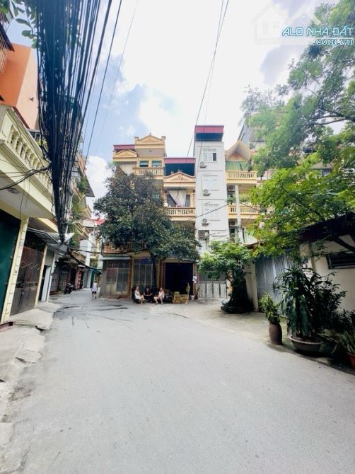 NHÀ ĐẸP PHỐ VŨ TÔNG PHAN 2 THOÁNG ĐƯỜNG OTO TRÁNH 2 THOÁNG 82M GIÁ NHỈNH 18 TỶ - 1