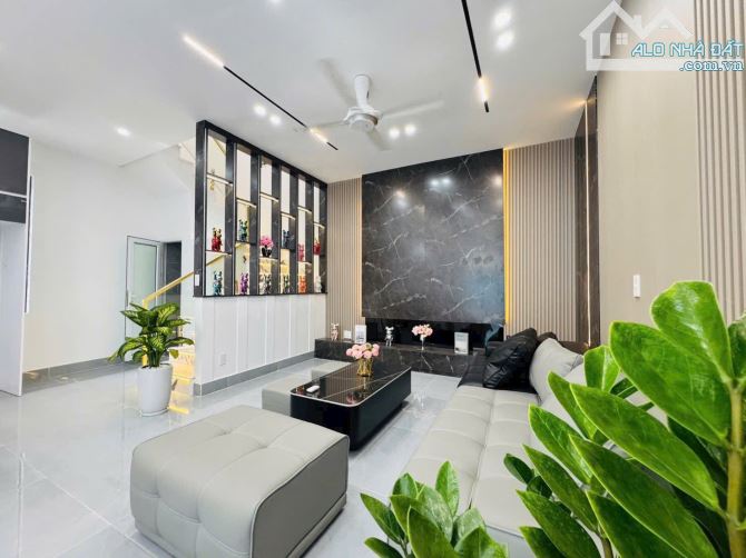 Lô Góc KĐT Mậu Lương Vỉa Hè Ô Tô Đỗ Gần Đường 25m Kinh Doanh View Đẹp 72m 17.5 Tỷ - 1