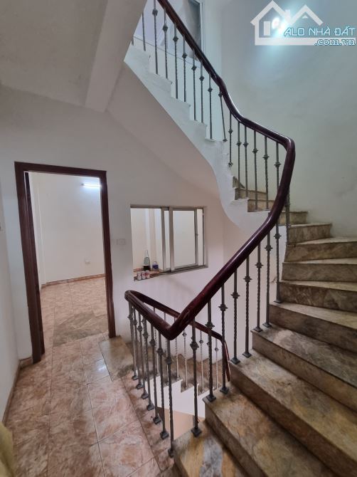 Bán nhà mặt phố Nguyễn Văn Trỗi, quận Thanh Xuân 56m2 x 4 tầng, mặt tiền 4m, 21 tỷ! - 1