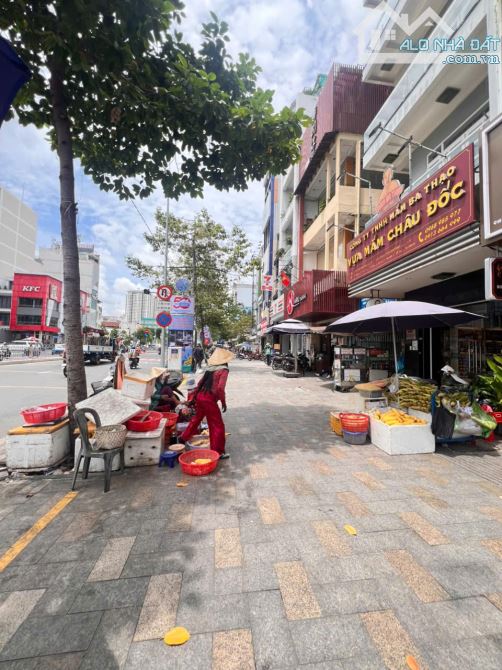 Hiếm nhất Quận 1 – MT Nguyễn Thái Học – Dt: 4 x 16m (65m2) – 4 tầng – HĐT 65tr – Giá 45T - 1