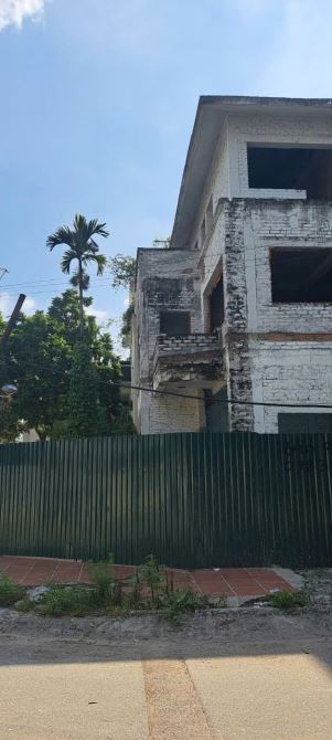 căn biệt thự thô 2 mặt tiền siêu đẹp, dt181m2, 3tầng khu đô thị mới văn khê- hà đông. - 1