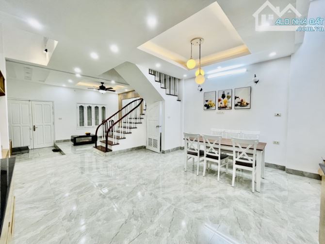 TRUNG TÂM ĐỀN LỪ-HOÀNG MAI-NGÕ THOÁNG 3 GÁC ĐỖ CỬA-GẦN Ô TÔ-52M-MẶT TIỀN 5,4M - 1