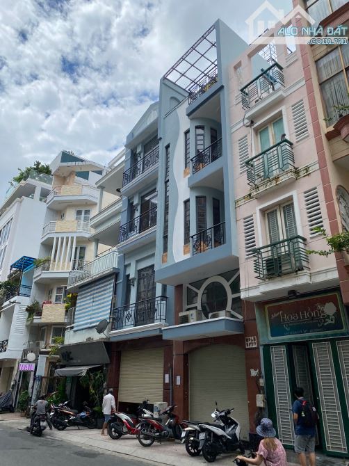 Bán nhà ngang 9m mặt tiền hiếm đường Bàn Cờ, P3,Q3.(DT:8.7x15m) 3 lầu giá 55 tỷ - 1