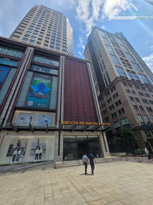 Căn hộ Vincom Bà Triệu - Vip nhất quận Hai Bà Trưng - 3 căn đập thông - duy nhất 1 căn bán - 1