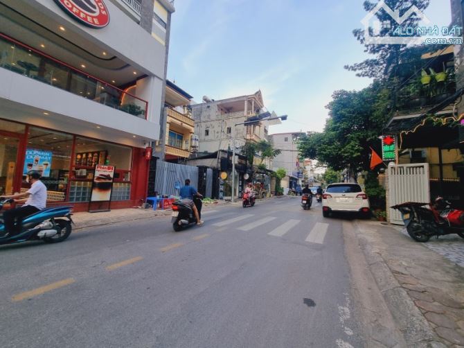 TÂY HỒ - Ô TÔ TRÁNH – 135 M2 DẤT – MẶT TIỀN 6.8 M – GIÁ 29.3 TỶ.  SIÊU PHẨM TÂY HỒ - 1