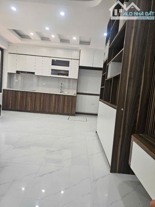 SIÊU PHẨM ĐỘI CẤN BA ĐÌNH 10 TỶ DT 60M MT 10M 4T NHÀ 2 MẶT TIỀN KINH DOANH - 1