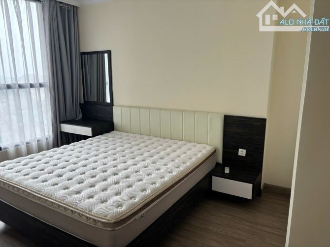 Bán căn chung cư Vinhome dt 74m2 mt 5m hướng đb giá 5.4 tỷ - 1