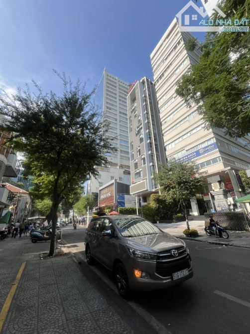 Bán nhà mặt tiền Pasteur, P. Bến Nghé, Q. 1 – siêu vị trí – DT: 23×36 m (828 m²) - 1