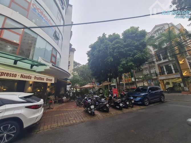 Siêu phẩm mặt phố Phùng Chí Kiên, Căn góc 3 thoáng, 8 tầng vỉa hè, Vị trí siêu đẹp, KDoanh - 1