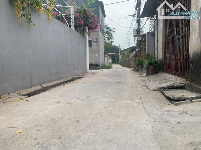 Lô đất vuông đẹp .giá rất tốt cho nhà đầu tư .98m full.sổ đẹp cất két sẵn sàng giao dịch - 1