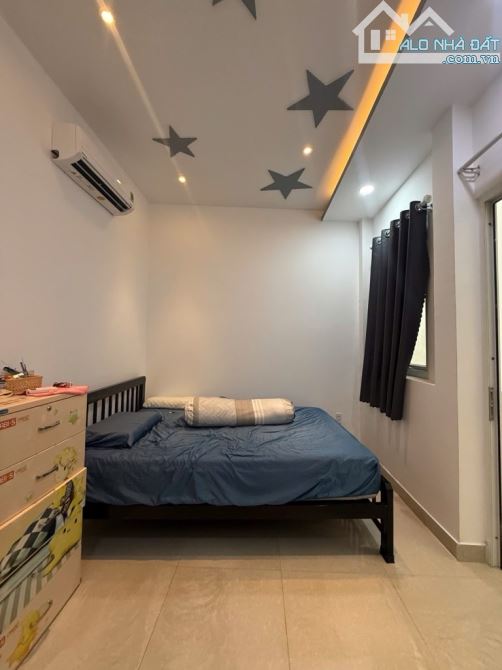 Hiếm Lê Trọng Tấn,Tân Phú, 4.6 x 14 , 3 Tầng, Cách 1 căn Ra Hẻm ô tô , Giá 5.6 Tỷ TL - 1