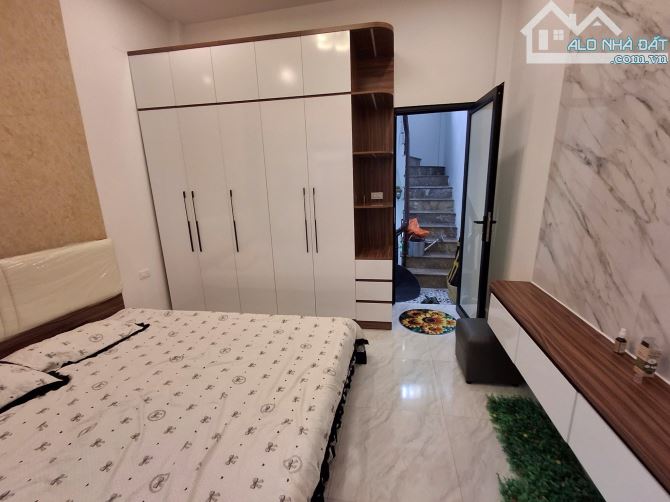 NHÀ ĐẸP Ở NGAY PHỐ TÂN TRIỀU, LÔ GÓC 3 MẶT THOÁNG, TẶNG FULL NỘI THẤT 30M2 GIÁ 5,8 TỶ - 1