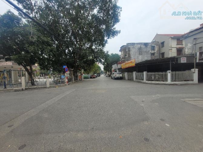 Bán đất phố Tân Thụy,100m2- mt5m- 20 tỷ hơn, ô tô, ngõ thông, gần phố Nguyễn Lam - 1