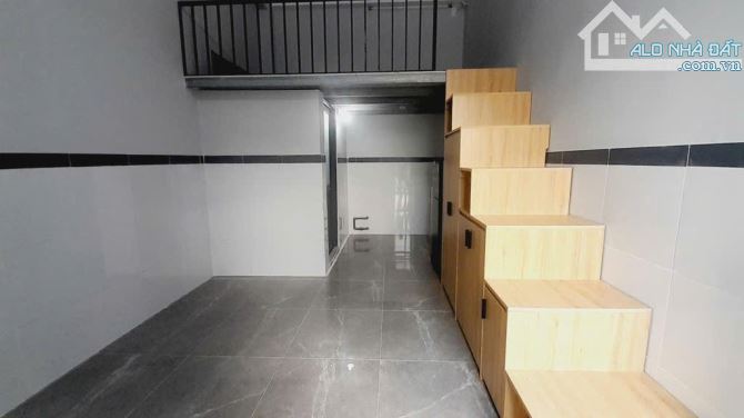 TOÀ NHÀ 4 TẦNG CHDV - VIEW SÔNG - THU 250TR/THÁNG - DT 3470M² - VÕ VĂN HÁT, LONG TRƯỜNG - 1