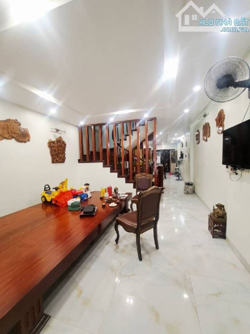 Anh tôi bán nhà Văn Quán , Hà Đông, Ô tô tránh, Vỉa hè rộng, kinh doanh, 85m2 x 5T, 18 tỷ - 1