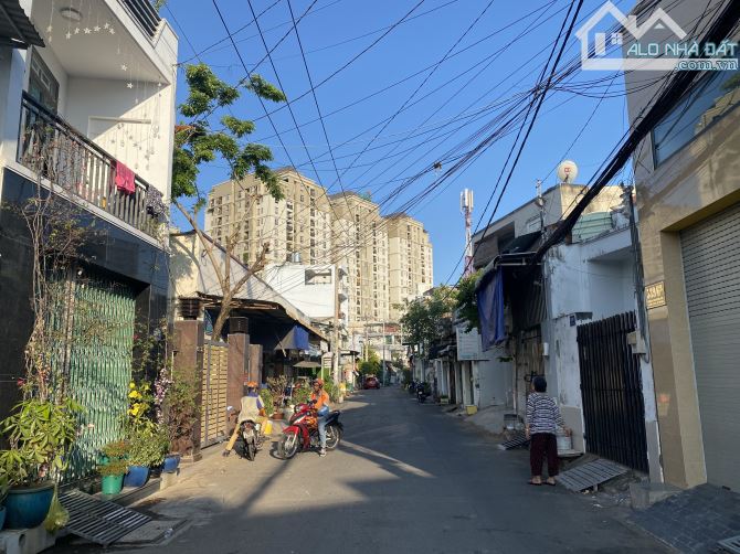 Bán nhà hẻm Ô tô đường Đỗ Xuân Hợp gần chợ Phước Long B Quận 9 cũ (91.5m2) 13 tỷ - 1