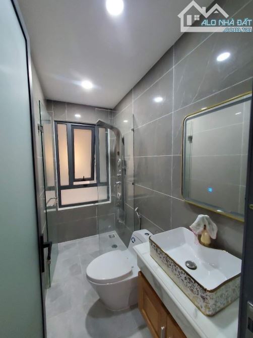🔥 SIÊU PHẨM 5 TẦNG THANG MÁY NỘI THẤT SANG TRỌNG - HẺM NHỰA XE TẢI GẦN MẶT TIỀN - XE HƠI - 12